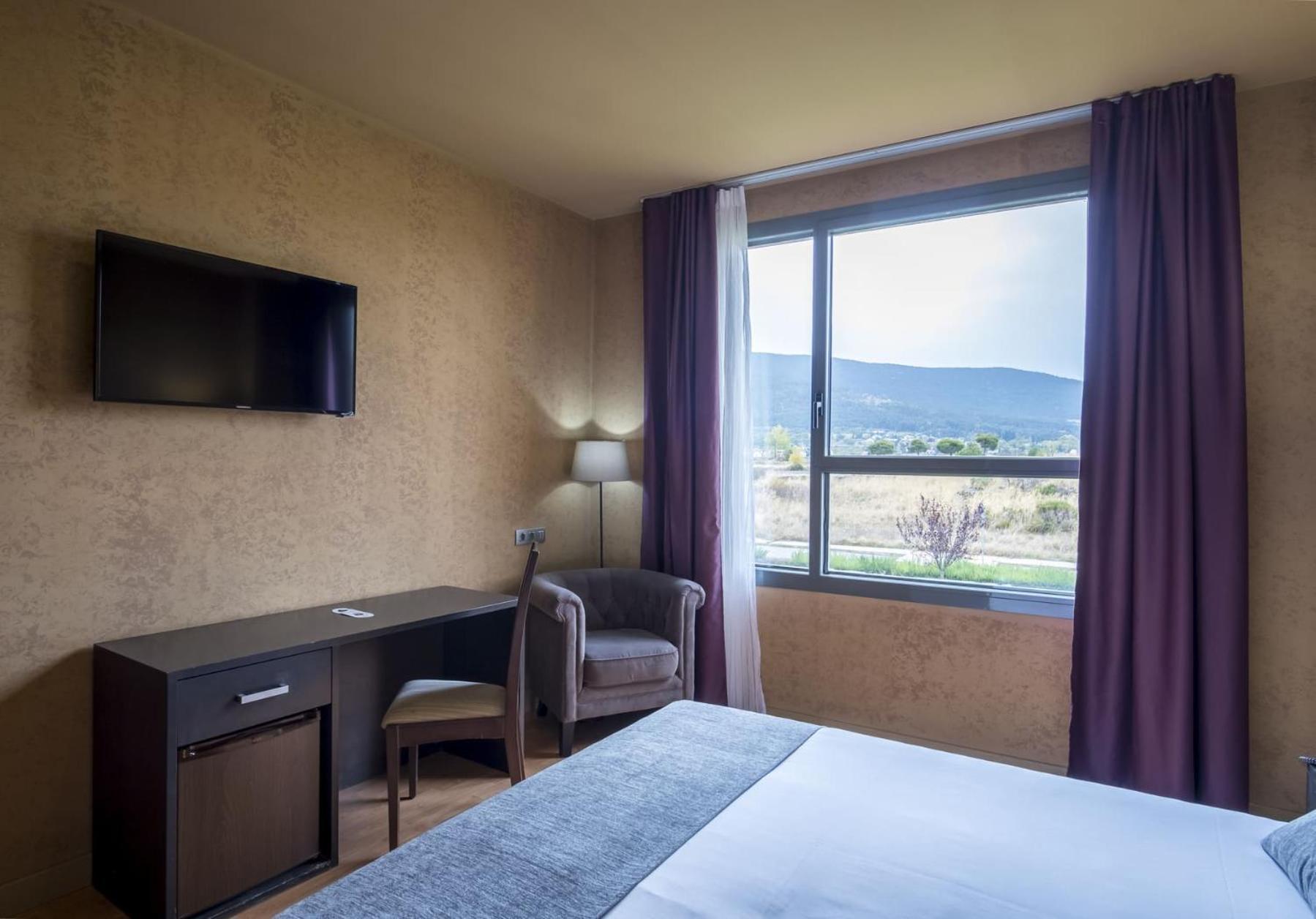 Alda El Espinar Hotel Kültér fotó