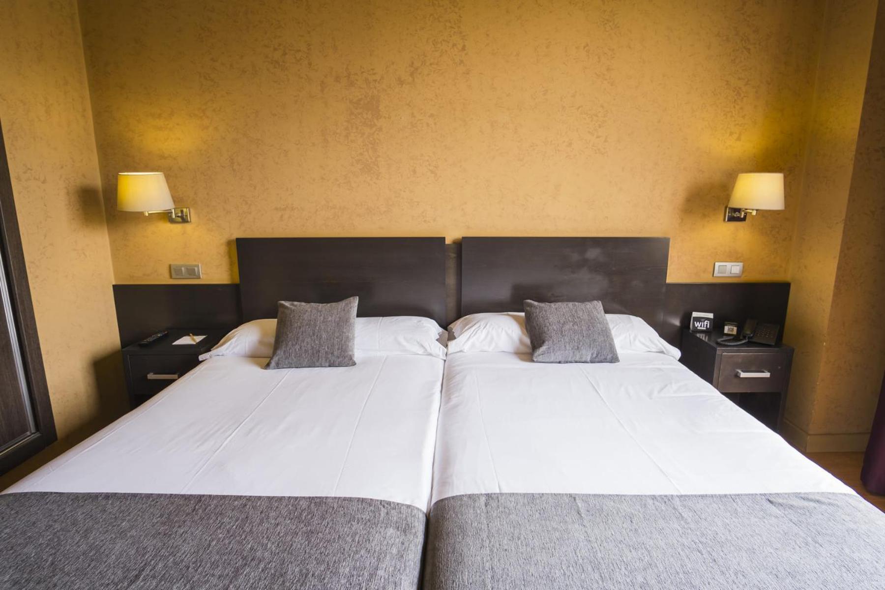 Alda El Espinar Hotel Kültér fotó